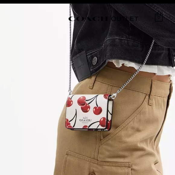 NWT Coach Mini Wallet On A Chain With Rosette Print CZ022 - Picture 5 of 6